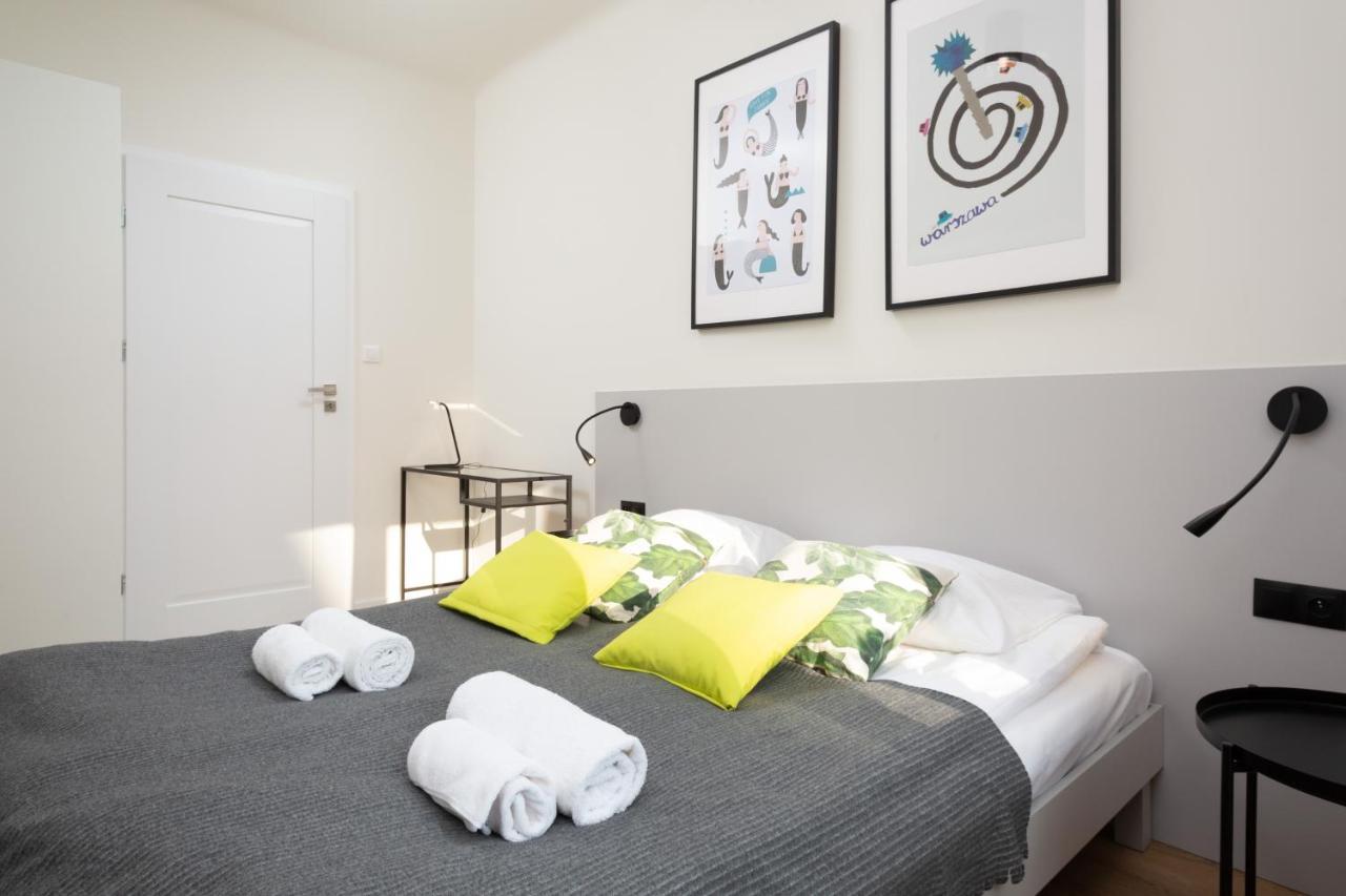 Family City Center Apartment By Renters Prestige Varsóvia Exterior foto